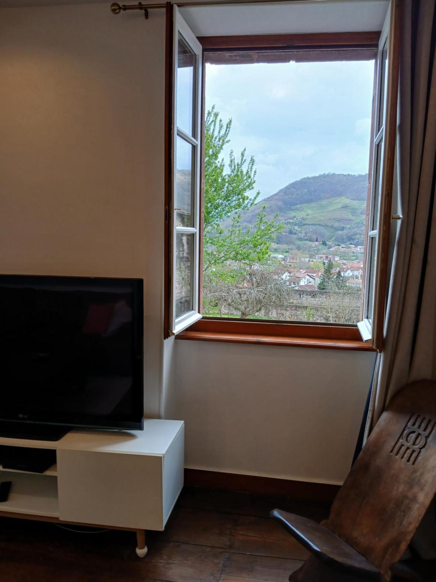 Maison Gohora Dago Saint-Jean-Pied-de-Port Esterno foto